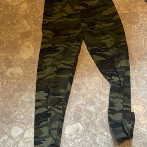 New mix, once size girls, camo